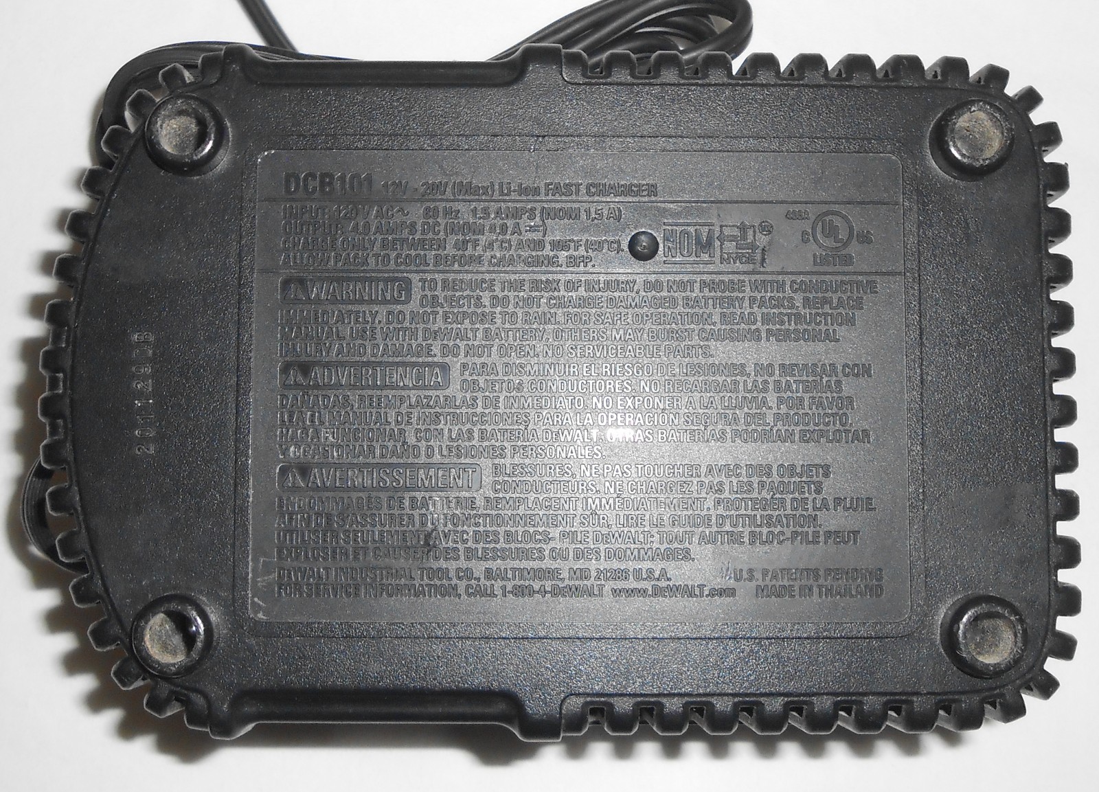 Genuine DCB101 DeWalt 12V MAX / 20V MAX Lithium Battery Fast Charger Li-Ion OEM