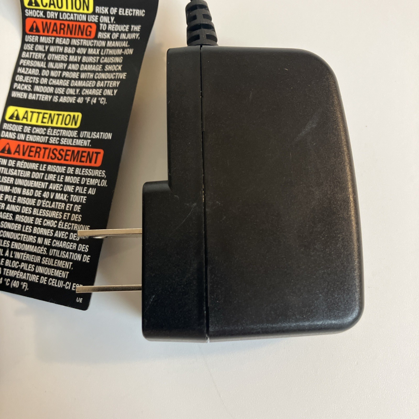 Black & Decker LCS436 – 40 VOLT-MAX Lithium Battery Charger