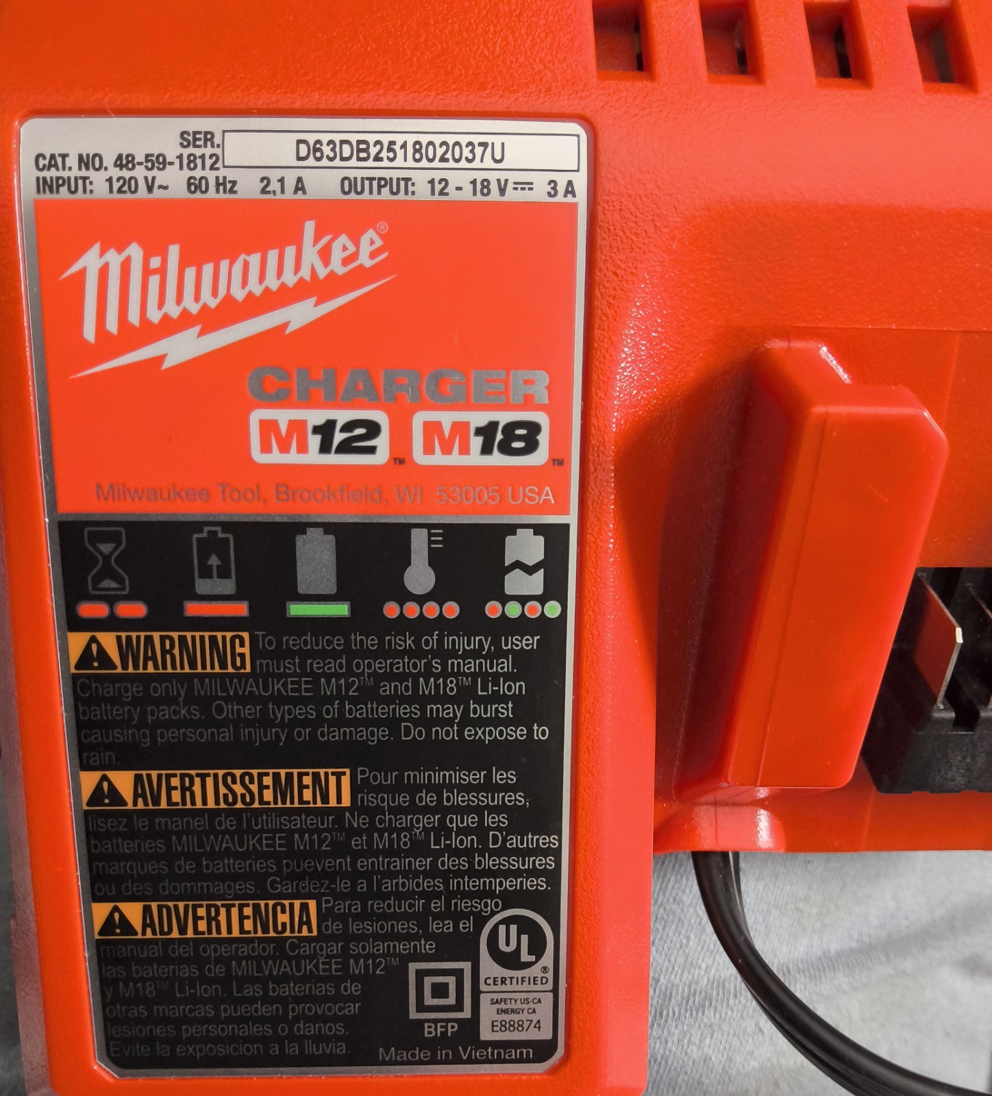 New Milwaukee Power Tool Lithium Ion Charger 48-59-1812 M18 M12 Multi Voltage