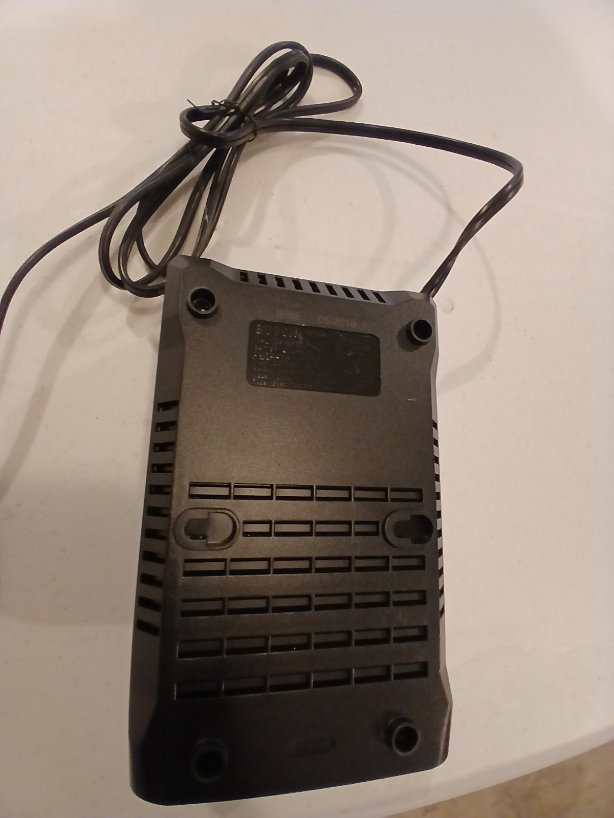 Bosch Professional GAL18V-40 18V Lithium-Ion Fast Battery Charger Genuine OEM