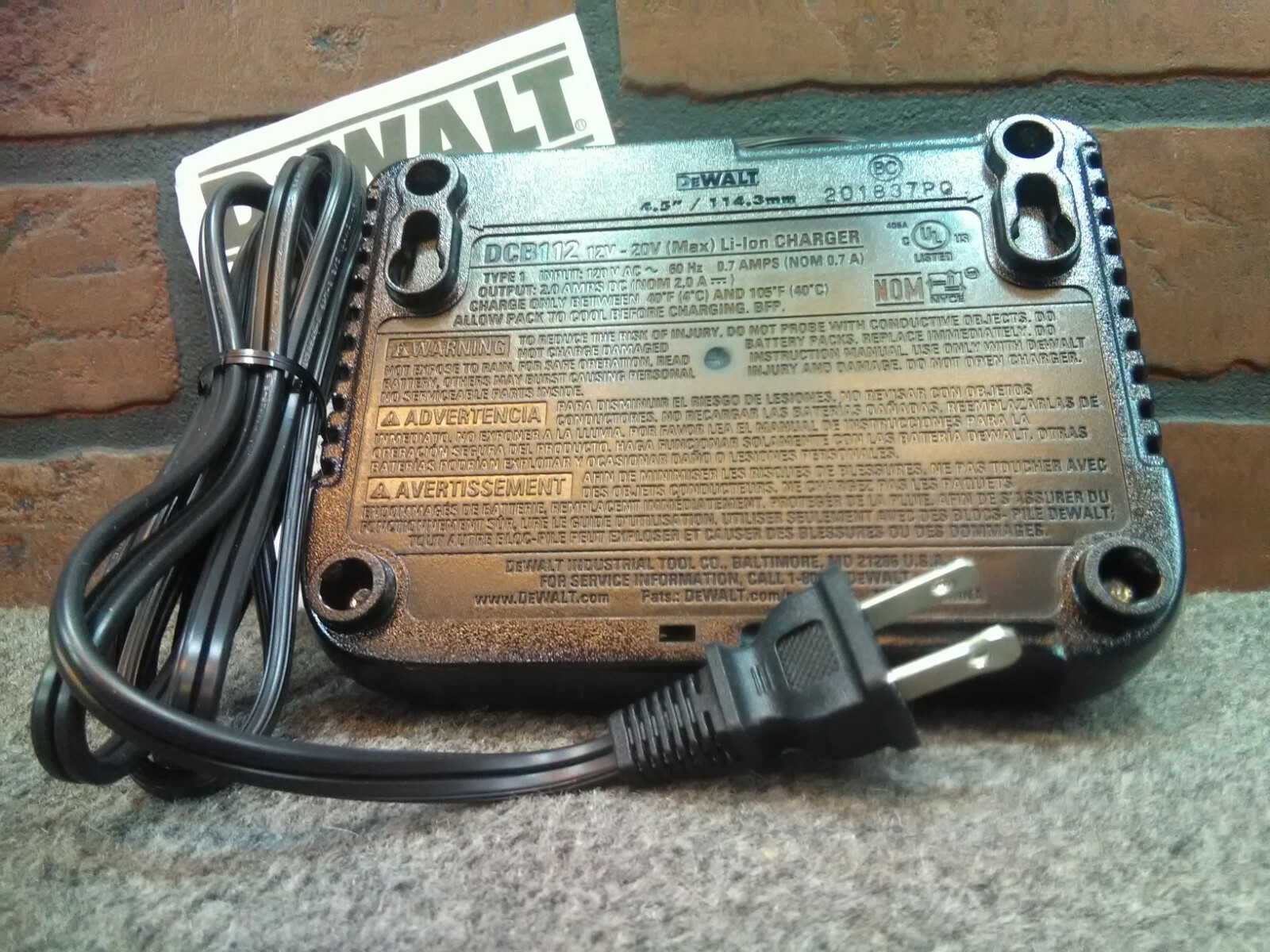 Dewalt OEM DCB112 12V/20V MAX Lithium Ion Battery Charger-***NEW***