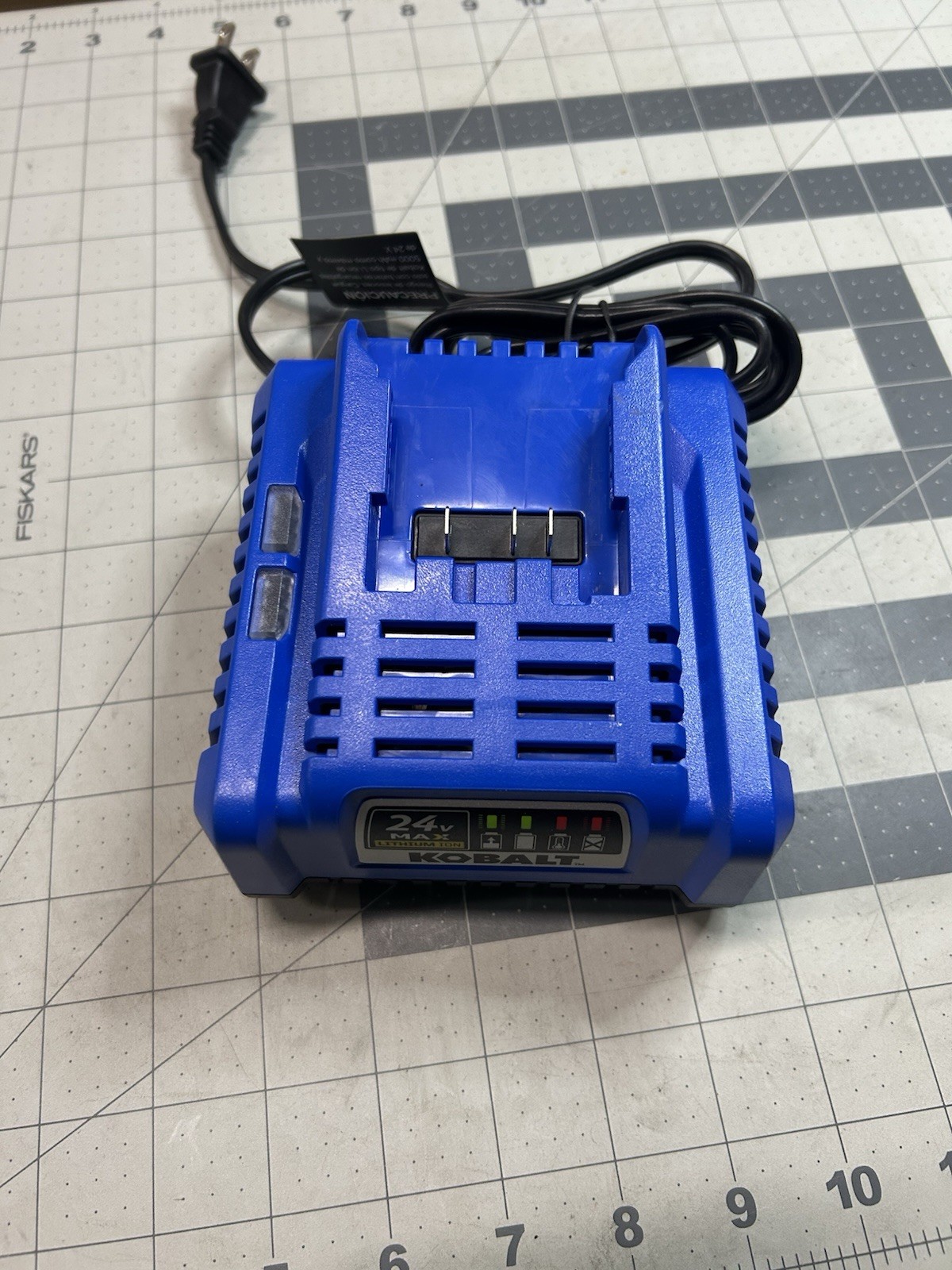 Kobalt 24V Volt MAX Lithium Ion BATTERY WALL MOUNT CHARGER KRC 2445-03 NEW (134)
